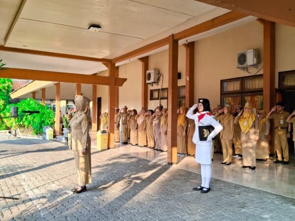 Upacara Pembukaan MPLS Kelas X dan Pembukaan Tahun Ajaran Baru 2026/2027 di SMAN 2 Semarang
